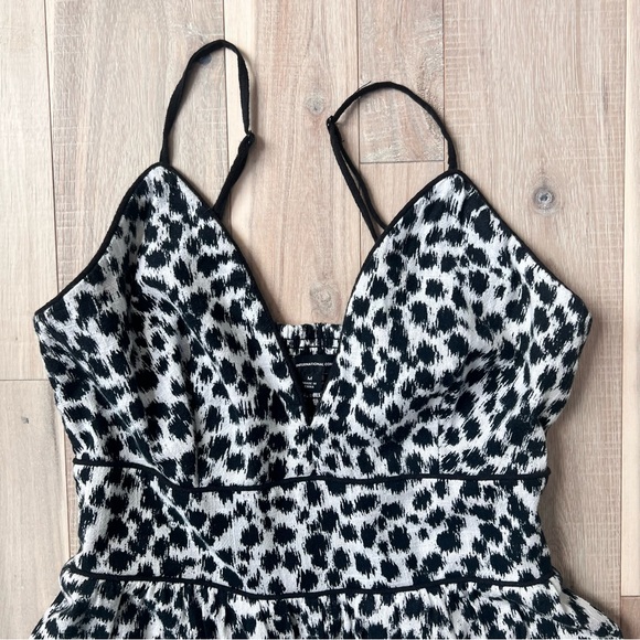 INC International Concepts 
Cotton Printed Piped-Trim jumpsuit, size M - Picture 10 of 11